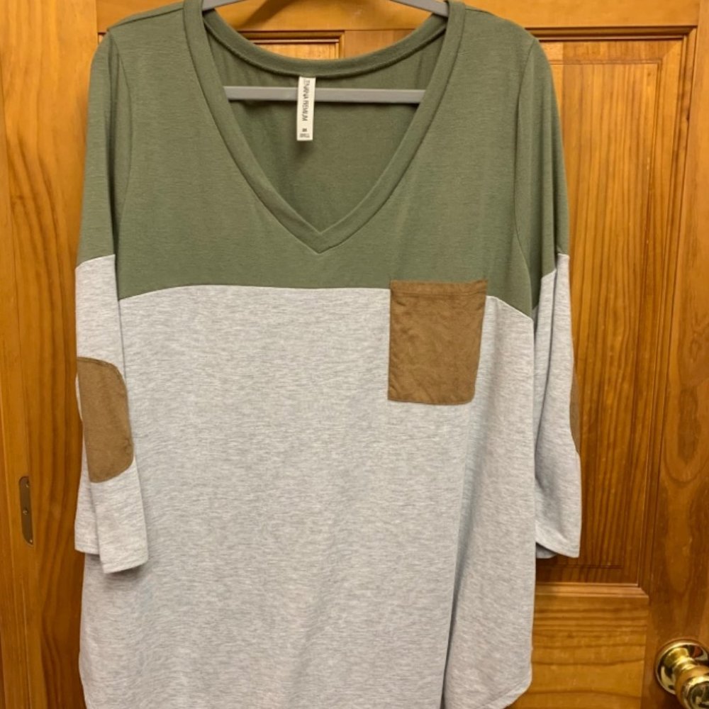 Zenna Color Block Top NWOT 3X